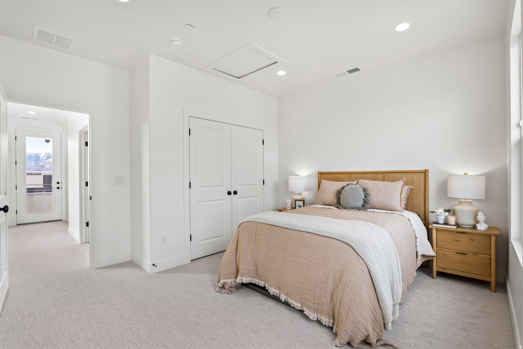DOWNTOWN DAYBREAK - Residential