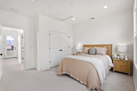 Tiny photo for 11039 S FREESTONE RD #129, South Jordan, UT 84009 (MLS # 2155083)