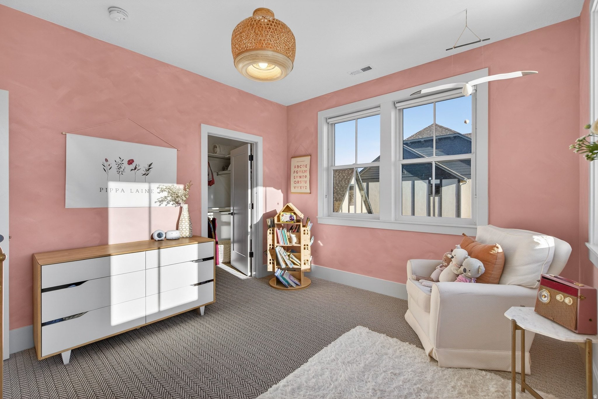 DAYBREAK - Residential