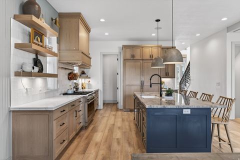 Tiny photo for 6978 W DOCKSIDER DR, South Jordan, UT 84009 (MLS # 2128586)