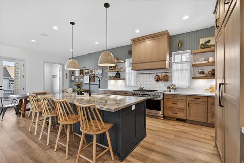 Tiny photo for 6978 W DOCKSIDER DR, South Jordan, UT 84009 (MLS # 2128586)