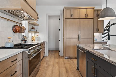 Tiny photo for 6978 W DOCKSIDER DR, South Jordan, UT 84009 (MLS # 2128586)