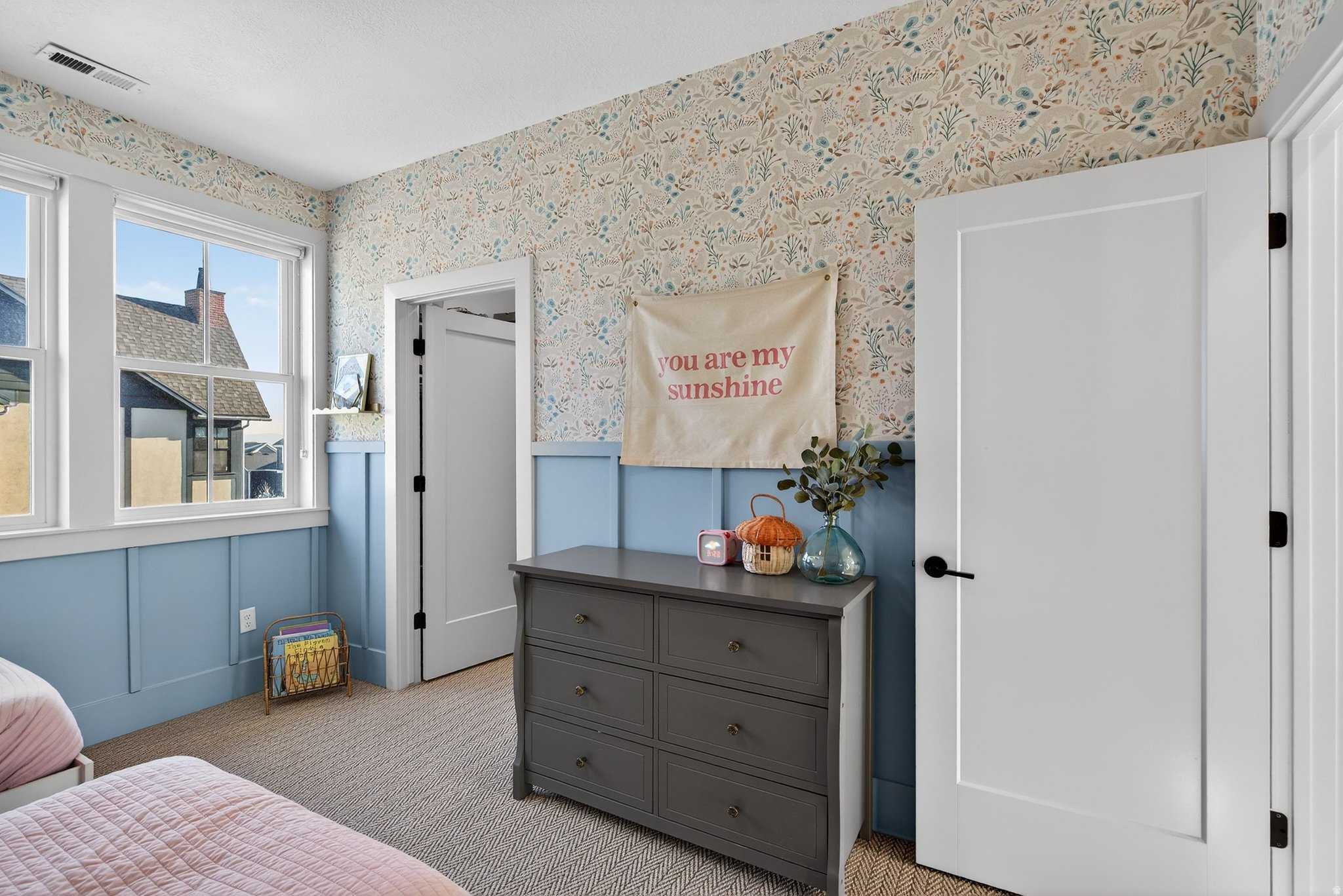 DAYBREAK - Residential