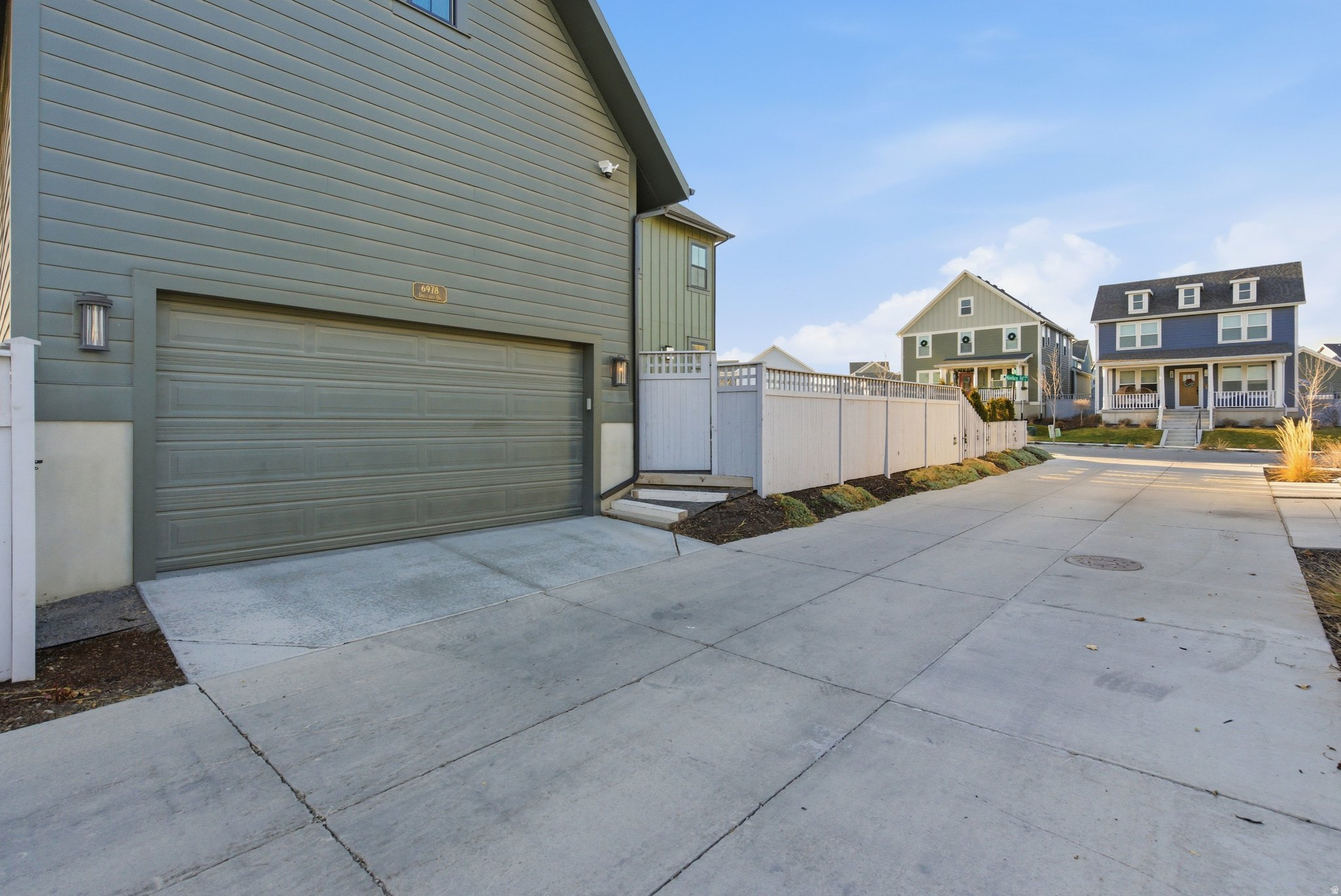 DAYBREAK - Residential