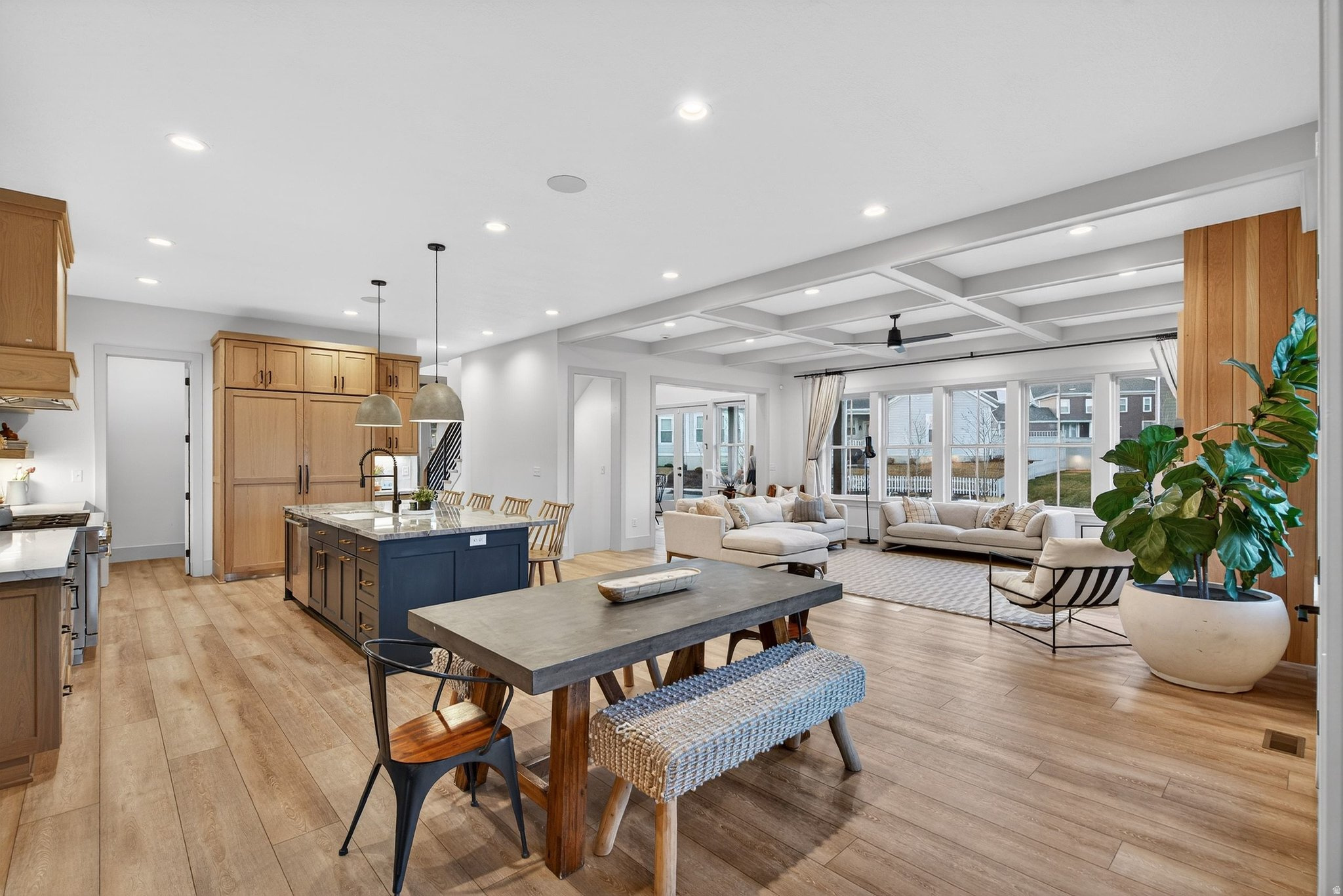 DAYBREAK - Residential