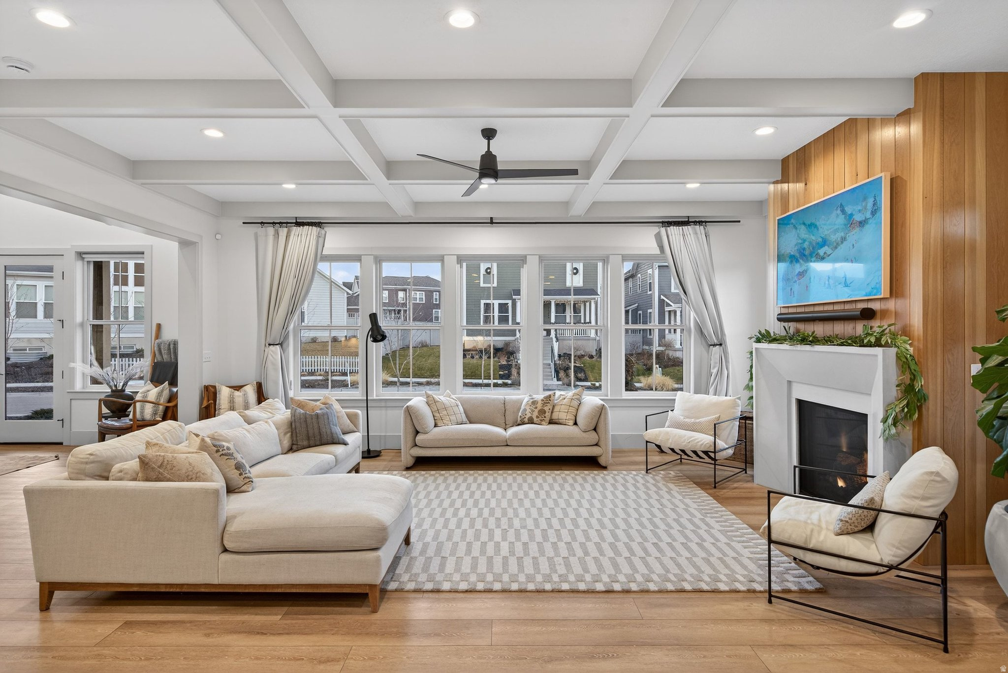 DAYBREAK - Residential