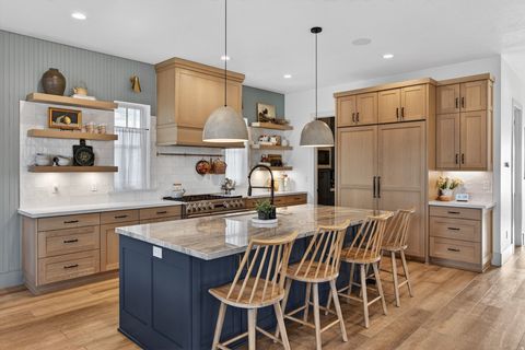 Tiny photo for 6978 W DOCKSIDER DR, South Jordan, UT 84009 (MLS # 2128586)