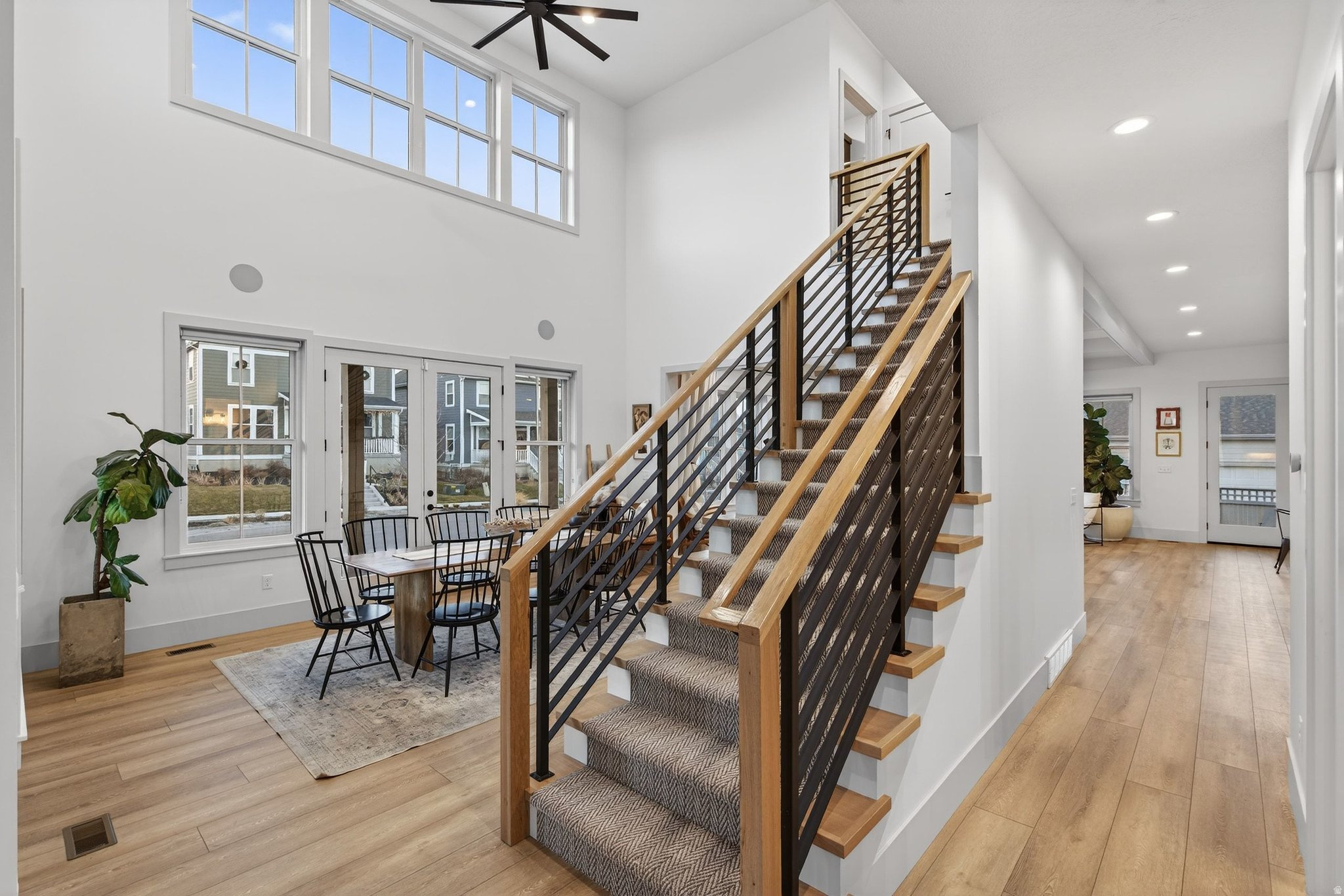 DAYBREAK - Residential