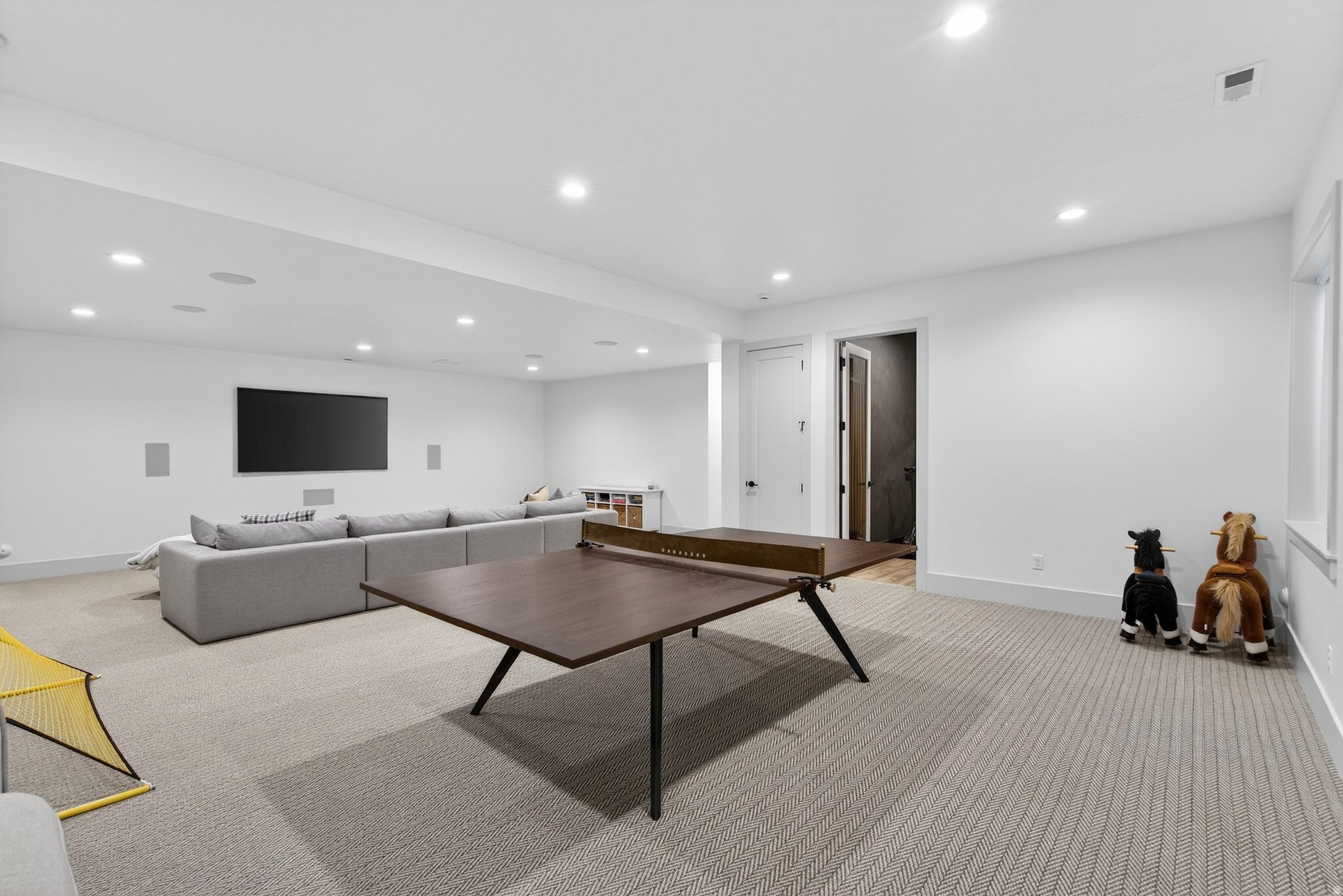 DAYBREAK - Residential