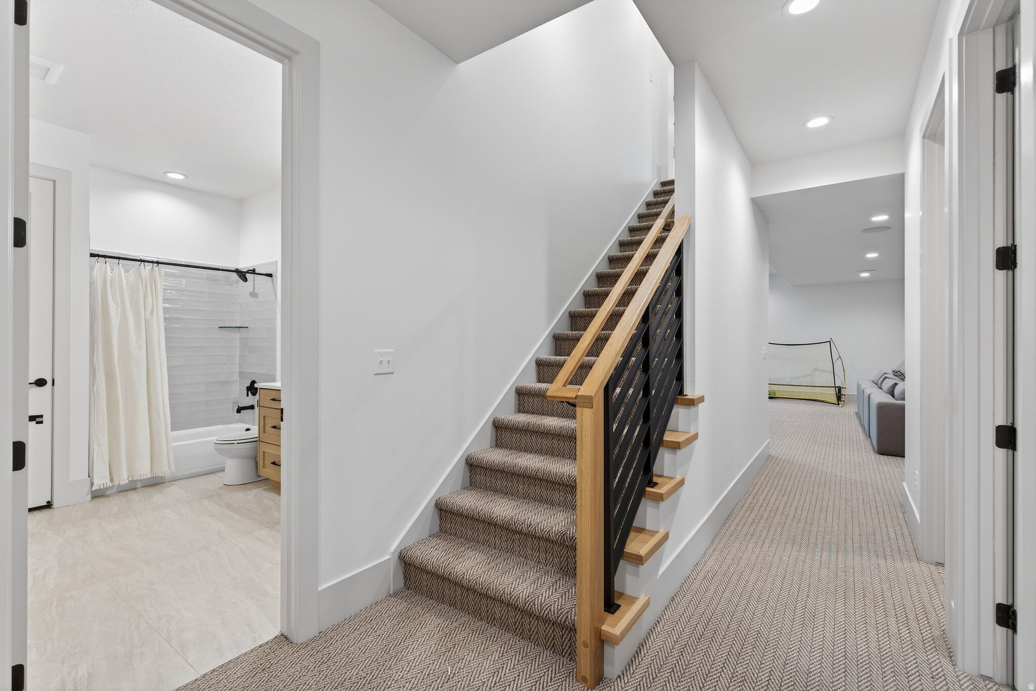 DAYBREAK - Residential