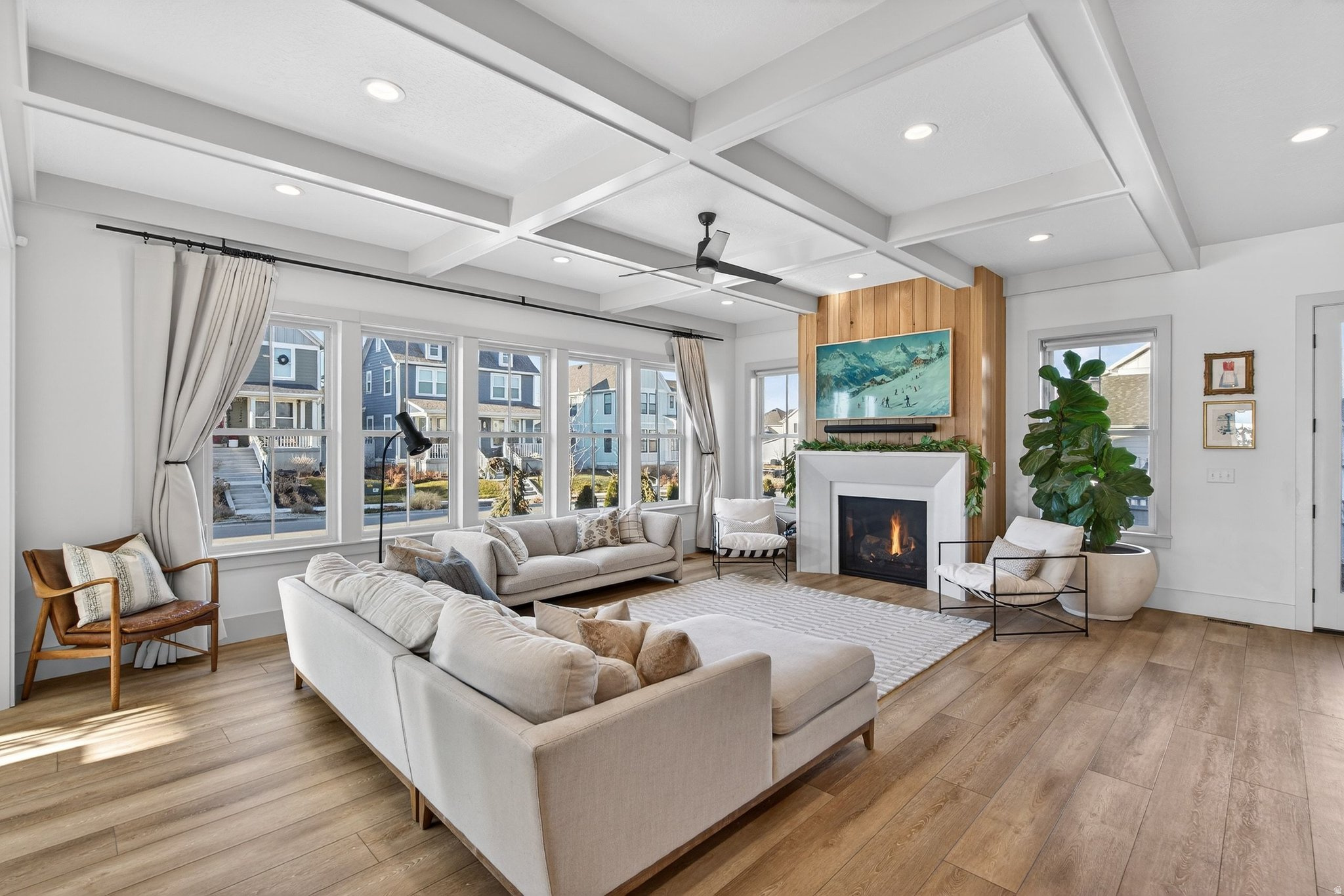 DAYBREAK - Residential