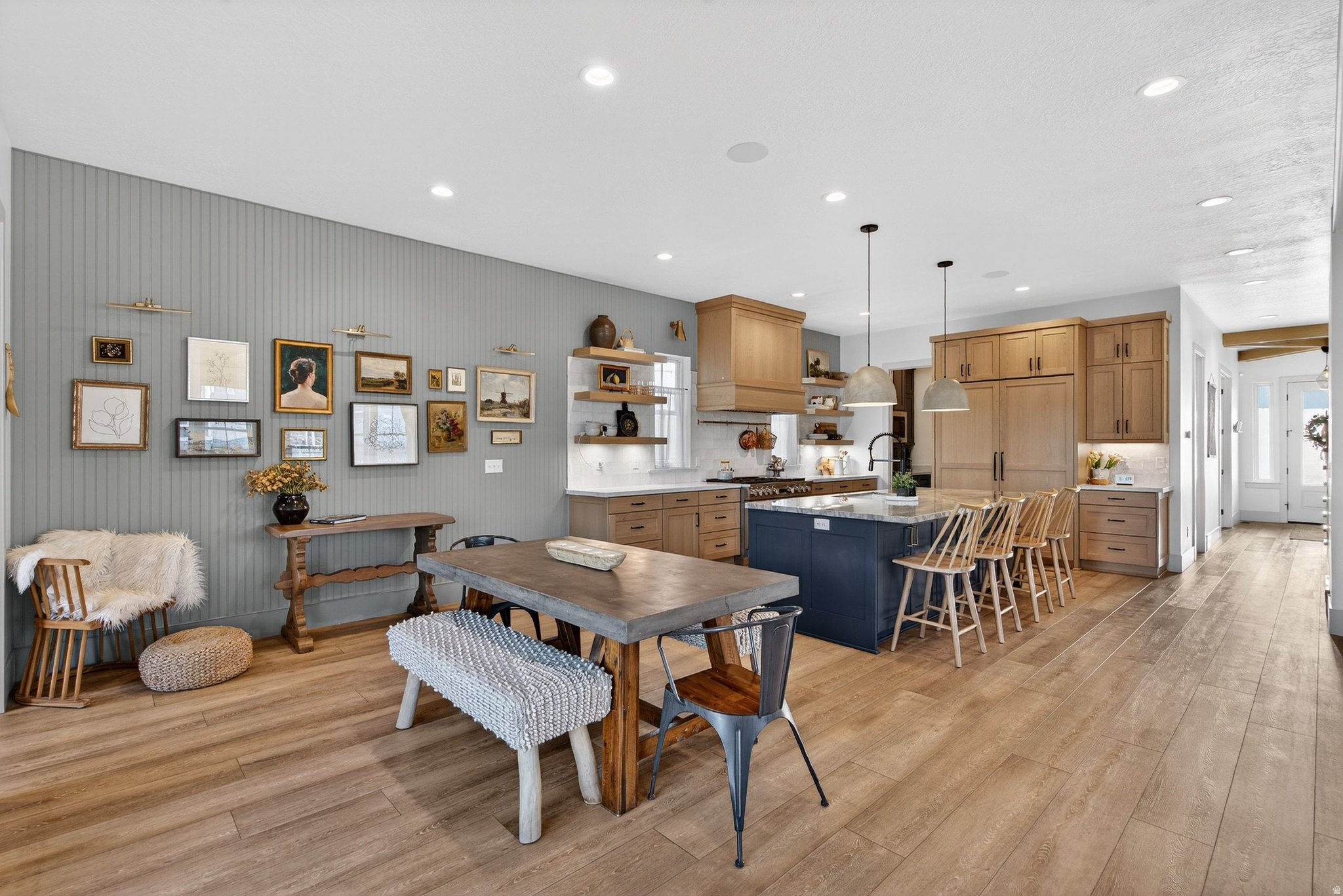 DAYBREAK - Residential