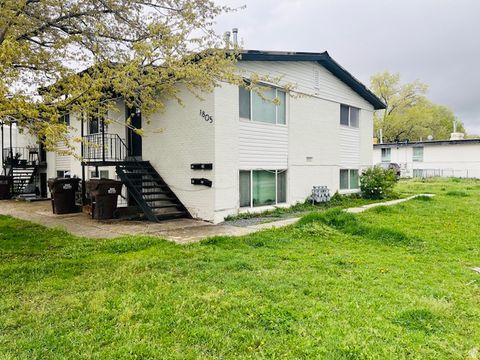 Photo of 1804 W KIMBERLY CIR, Salt Lake City, UT 84116 (MLS # 2146673)