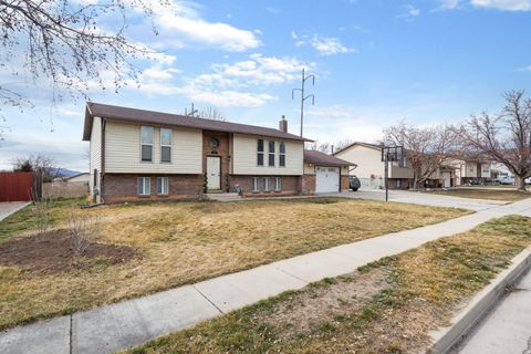 Tiny photo for 2181 S KATIES WAY, Clearfield, UT 84015 (MLS # 2138041)