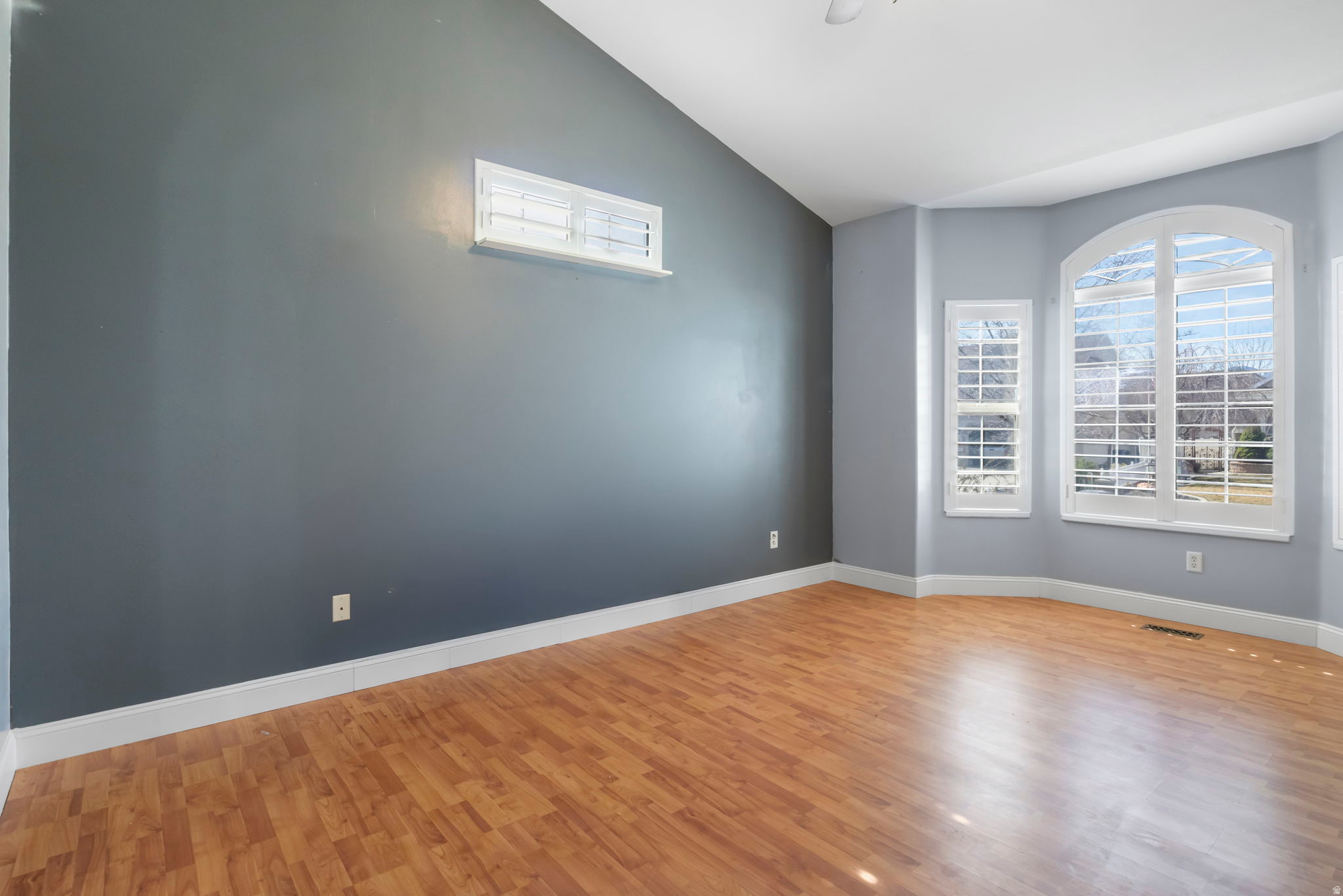 IVORY HIGHLANDS - Residential