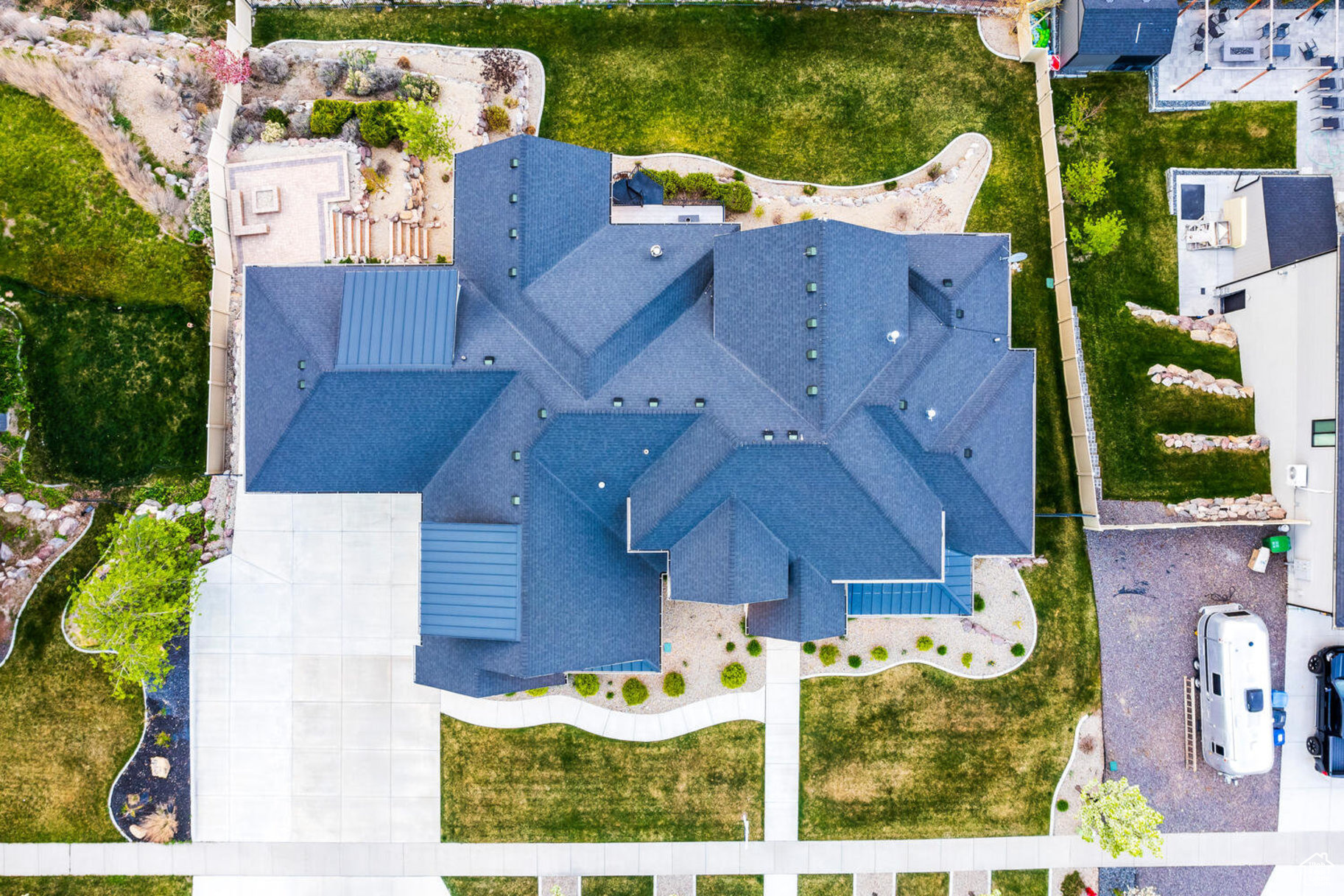 LOOKOUT RIDGE - Residential