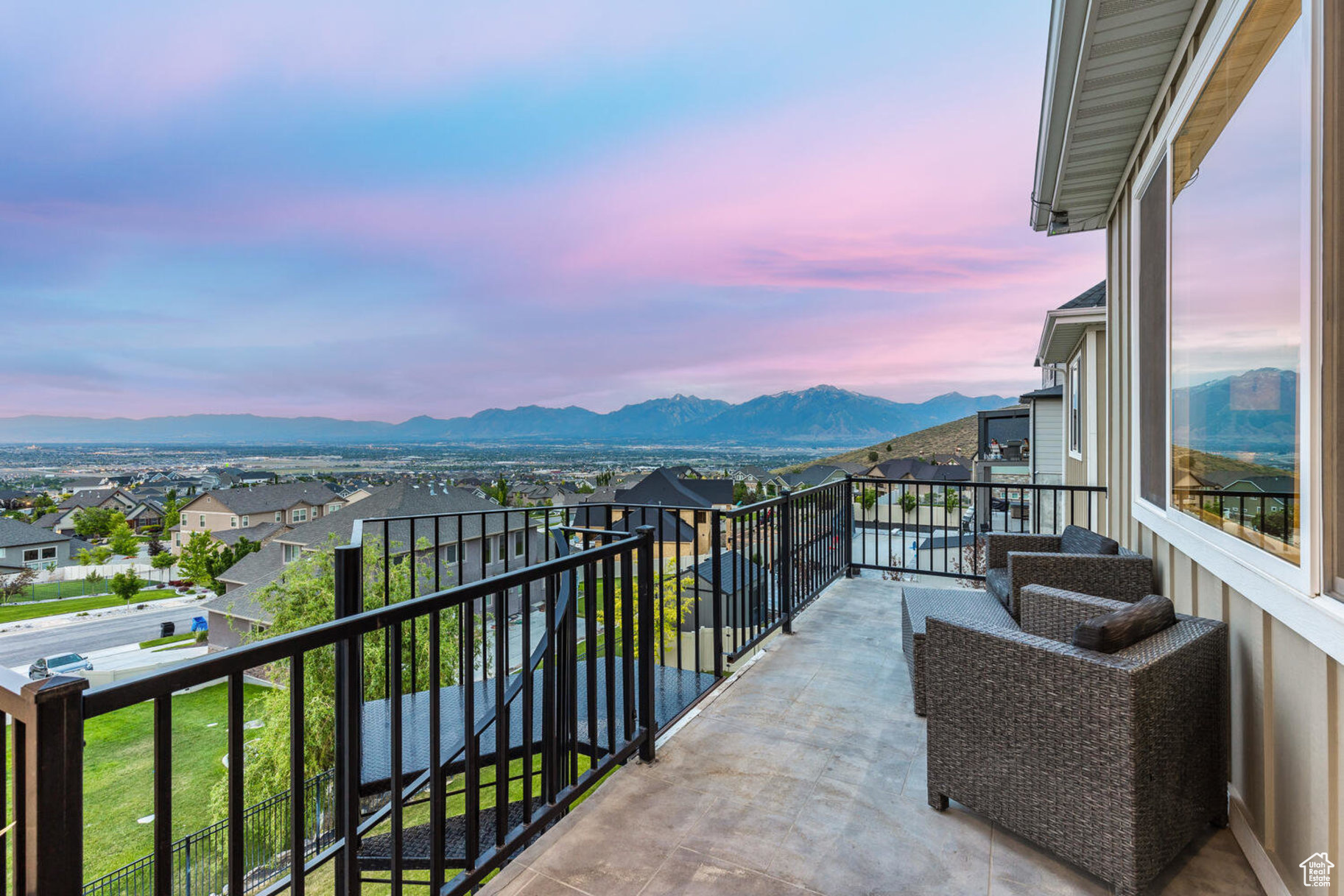 LOOKOUT RIDGE - Residential