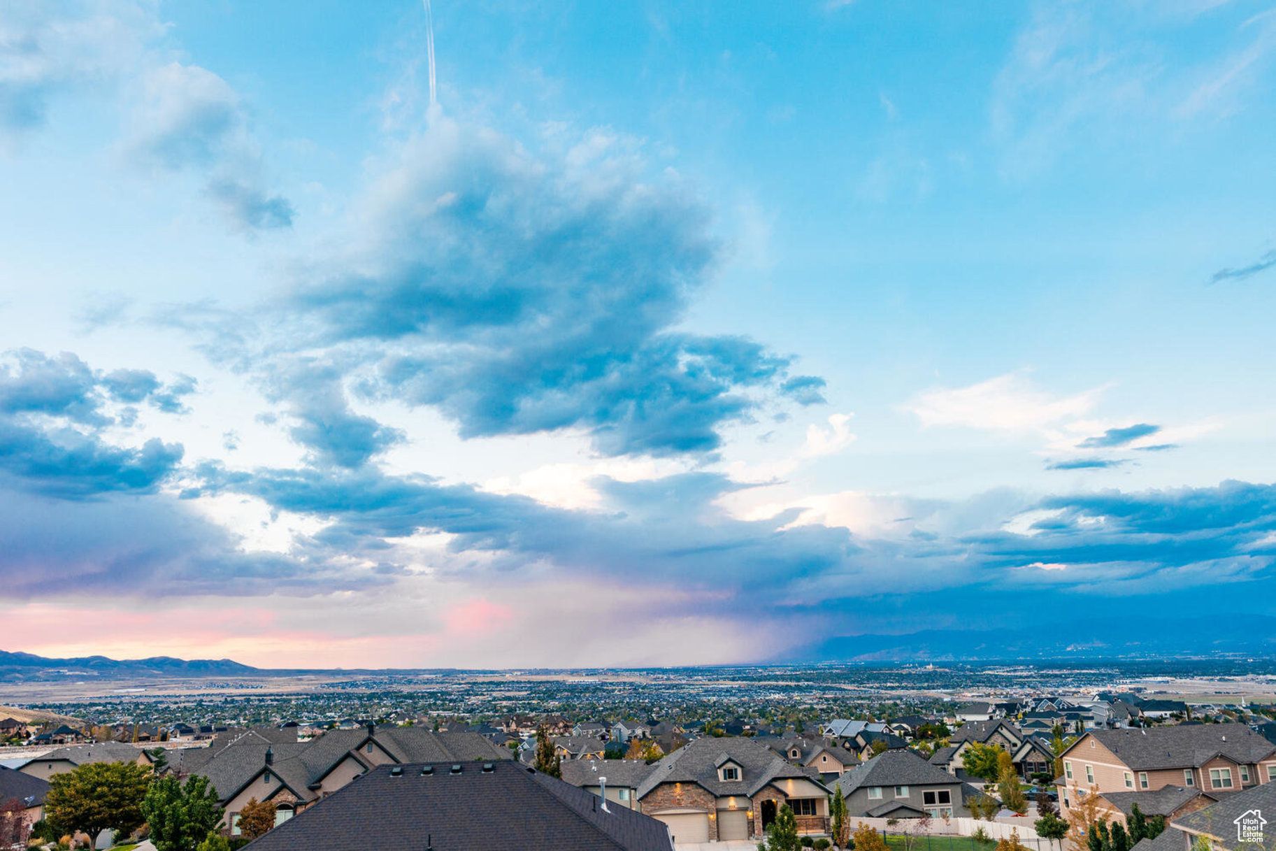 LOOKOUT RIDGE - Residential