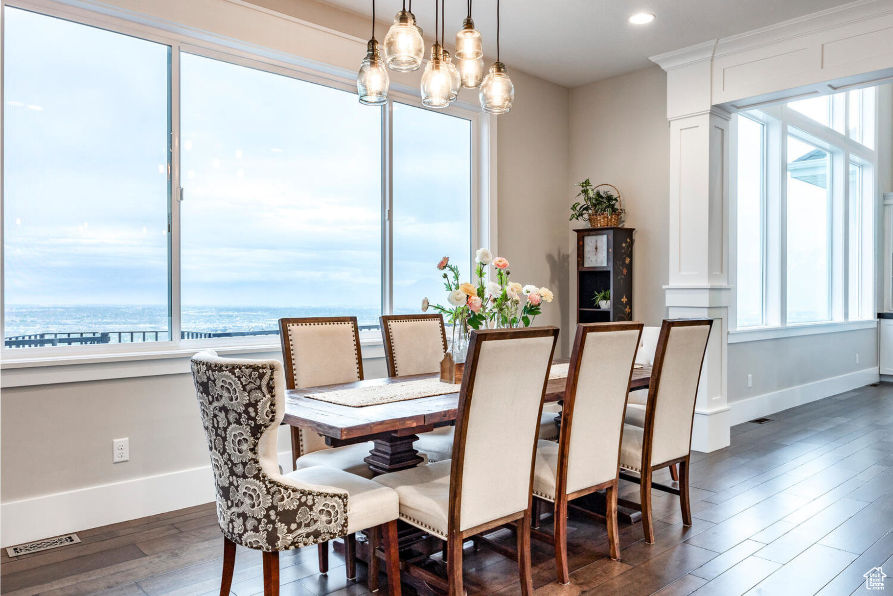LOOKOUT RIDGE - Residential