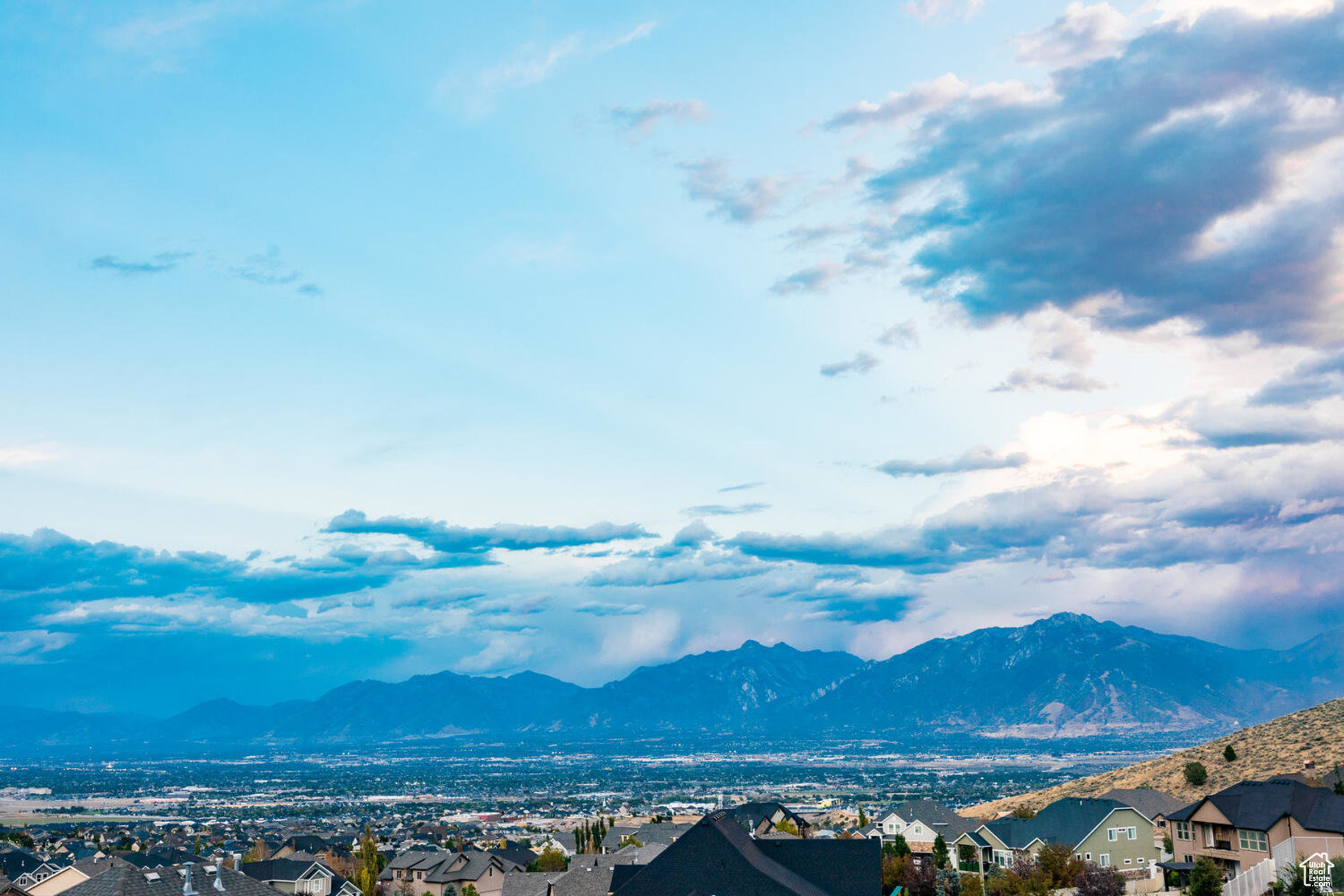 LOOKOUT RIDGE - Residential