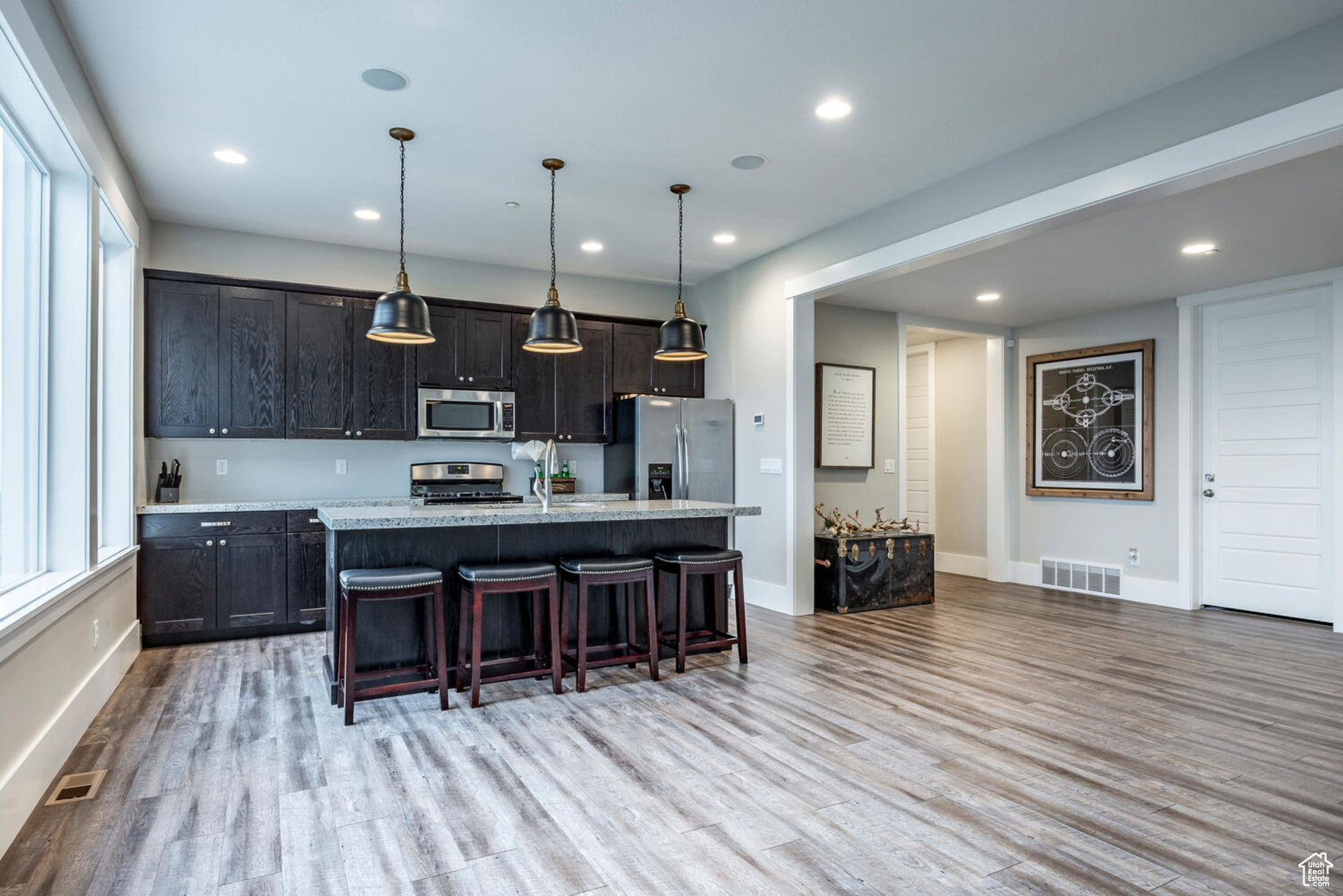 LOOKOUT RIDGE - Residential