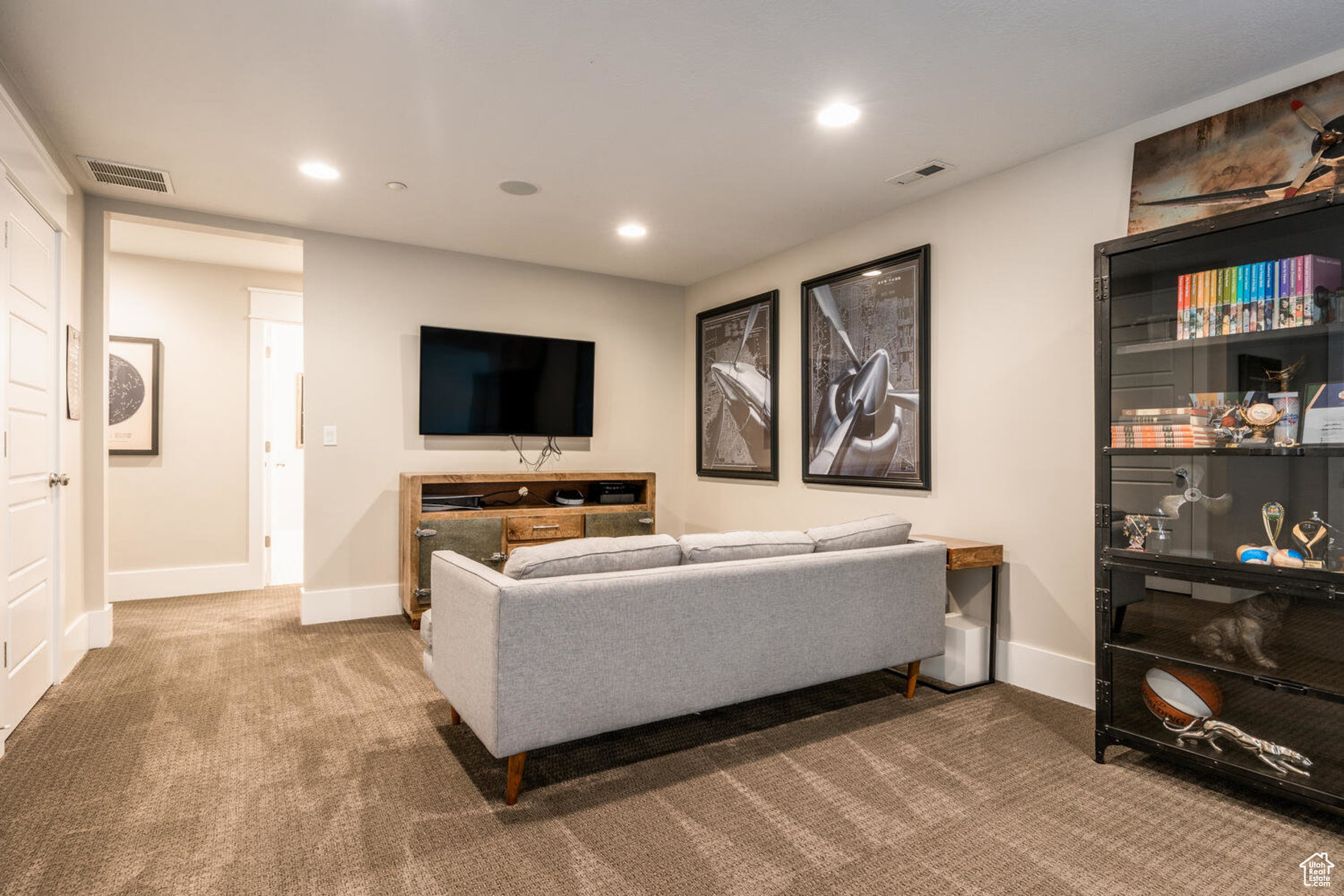 LOOKOUT RIDGE - Residential