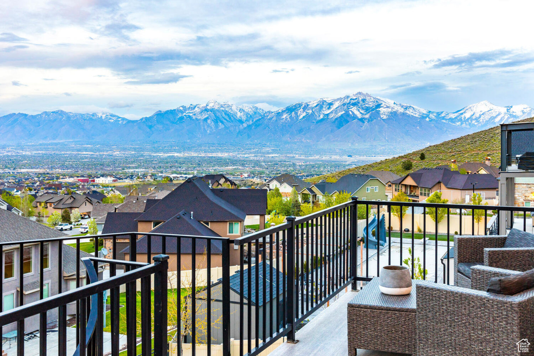 LOOKOUT RIDGE - Residential