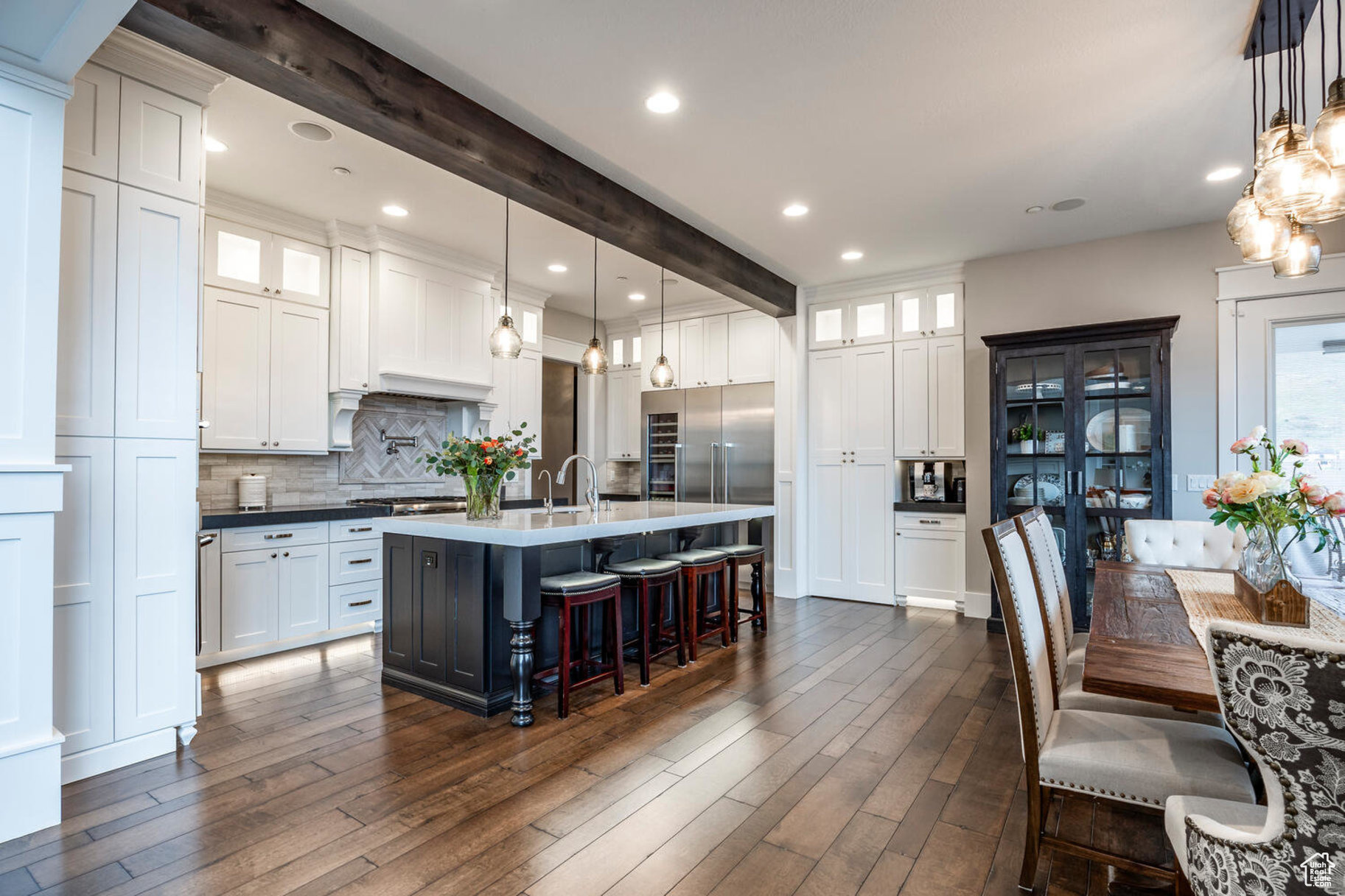 LOOKOUT RIDGE - Residential