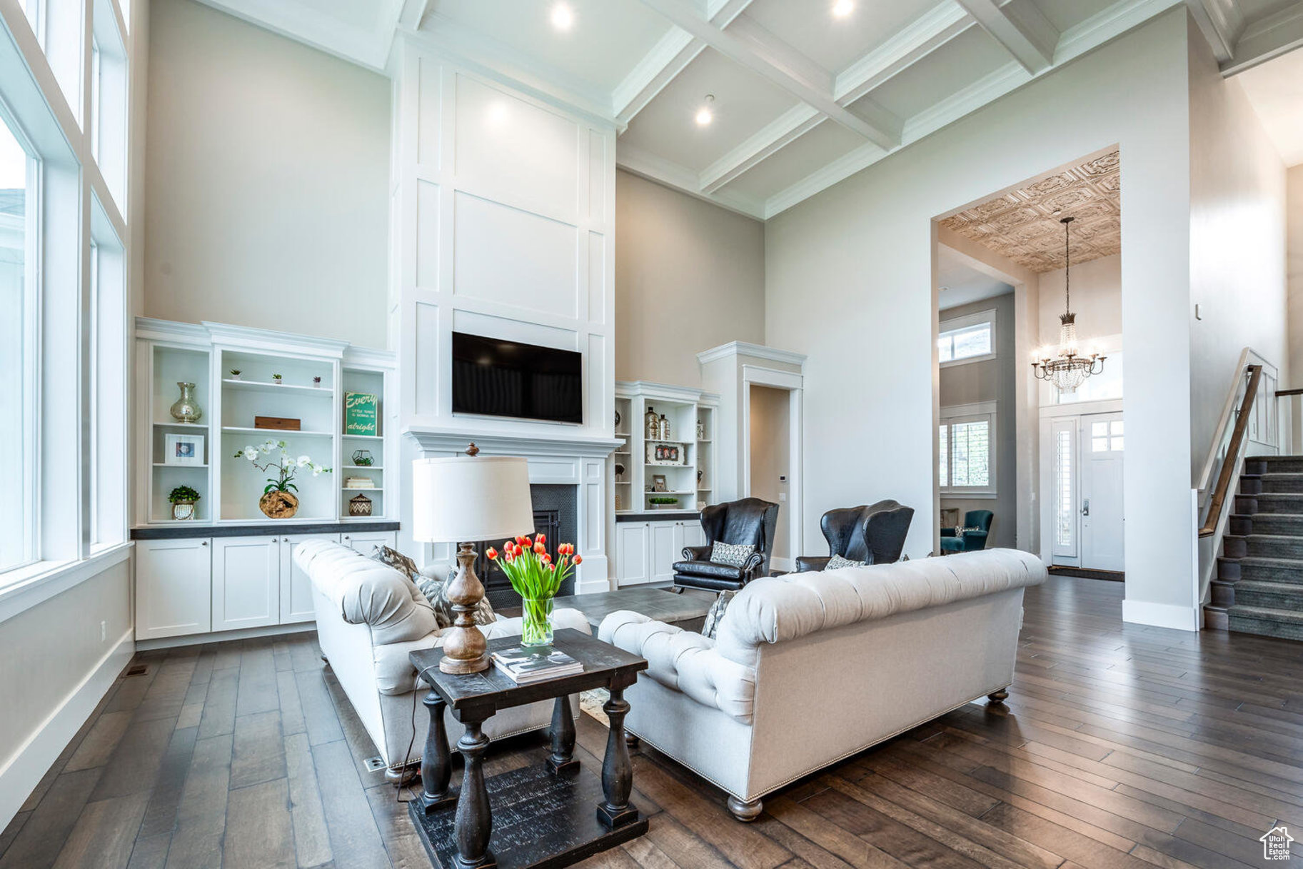 LOOKOUT RIDGE - Residential