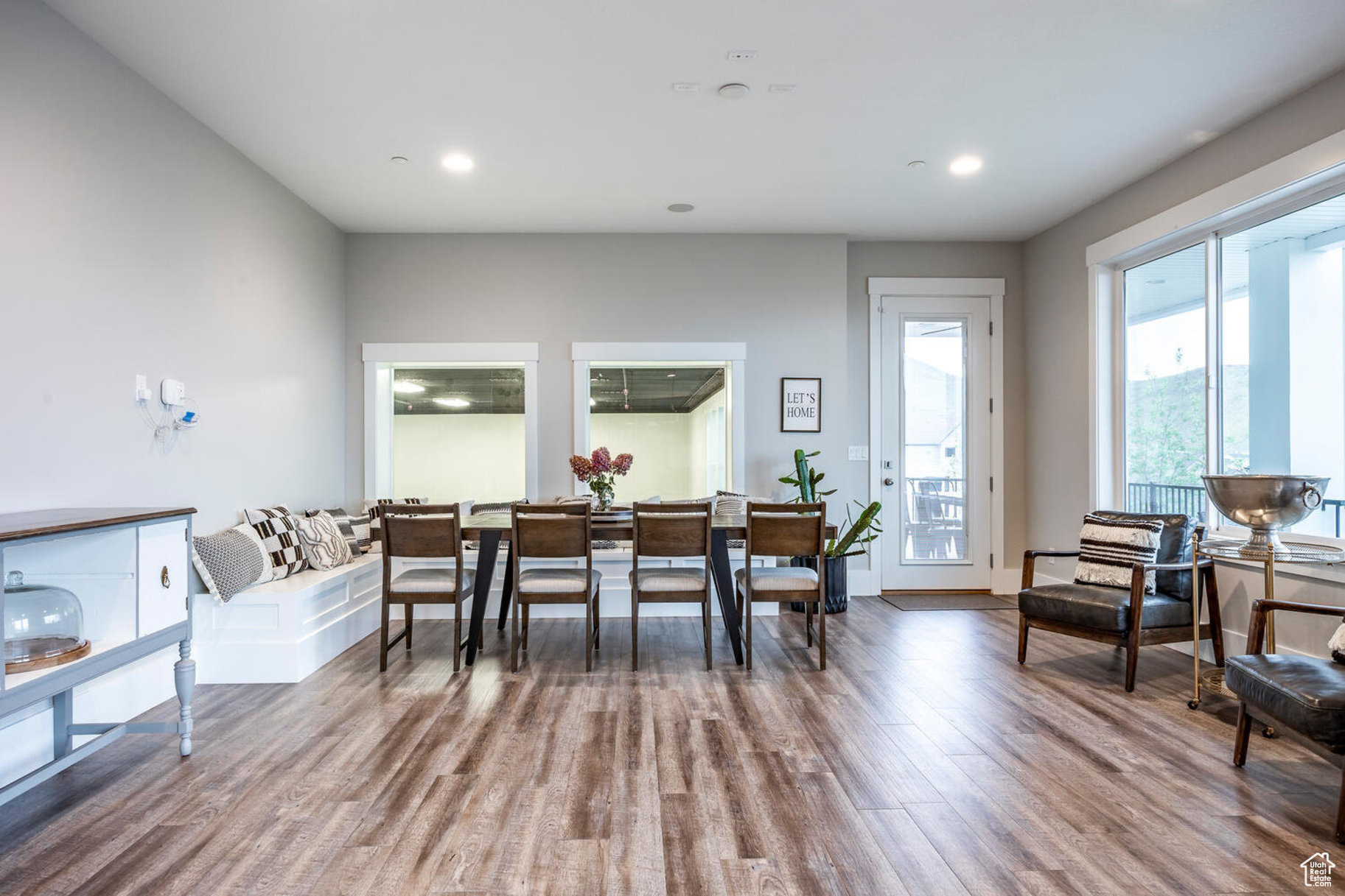 LOOKOUT RIDGE - Residential