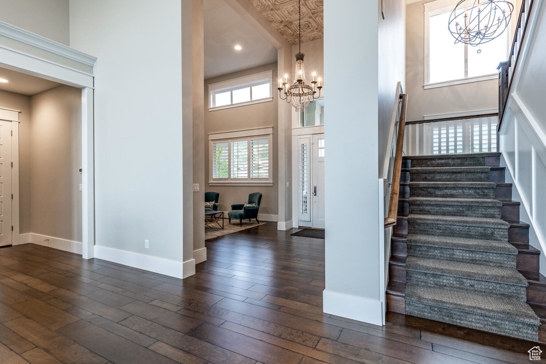 LOOKOUT RIDGE - Residential