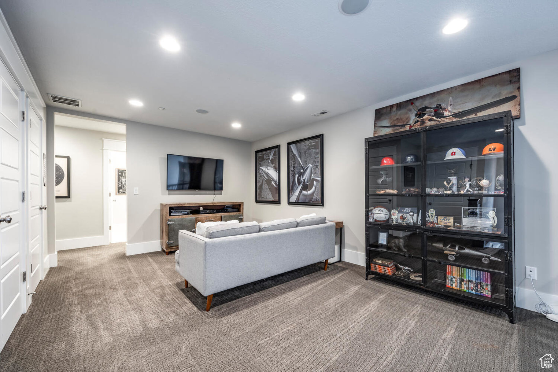 LOOKOUT RIDGE - Residential