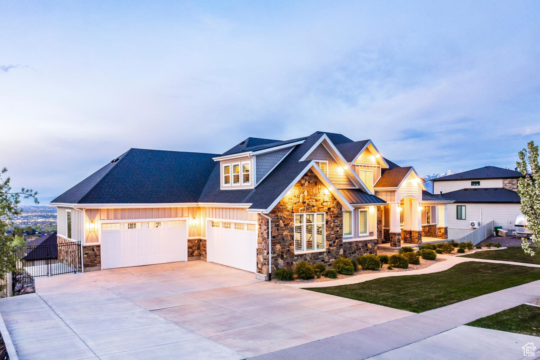 LOOKOUT RIDGE - Residential