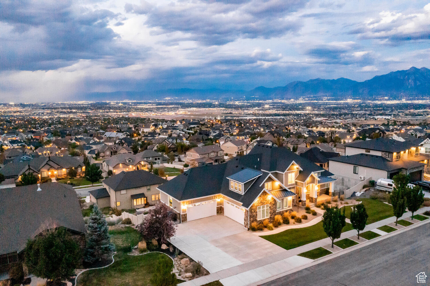 LOOKOUT RIDGE - Residential