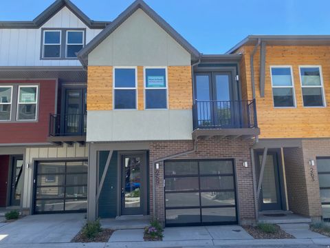 Townhouse For Sale - 259 W Bishop Pl #2-08<br/> Salt Lake City, UT 84103