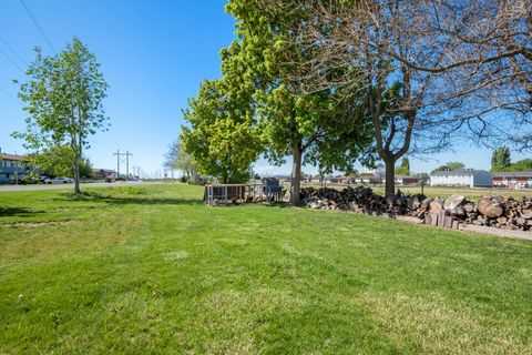 Tiny photo for 115 N 1400 W, Clearfield, UT 84015 (MLS # 2154848)