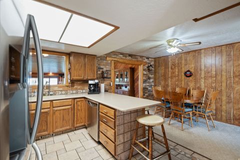 Tiny photo for 115 N 1400 W, Clearfield, UT 84015 (MLS # 2154848)