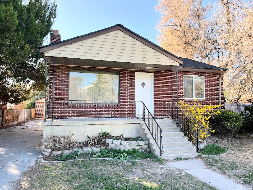 GEORGE ADONDAKIS SUB - Residential