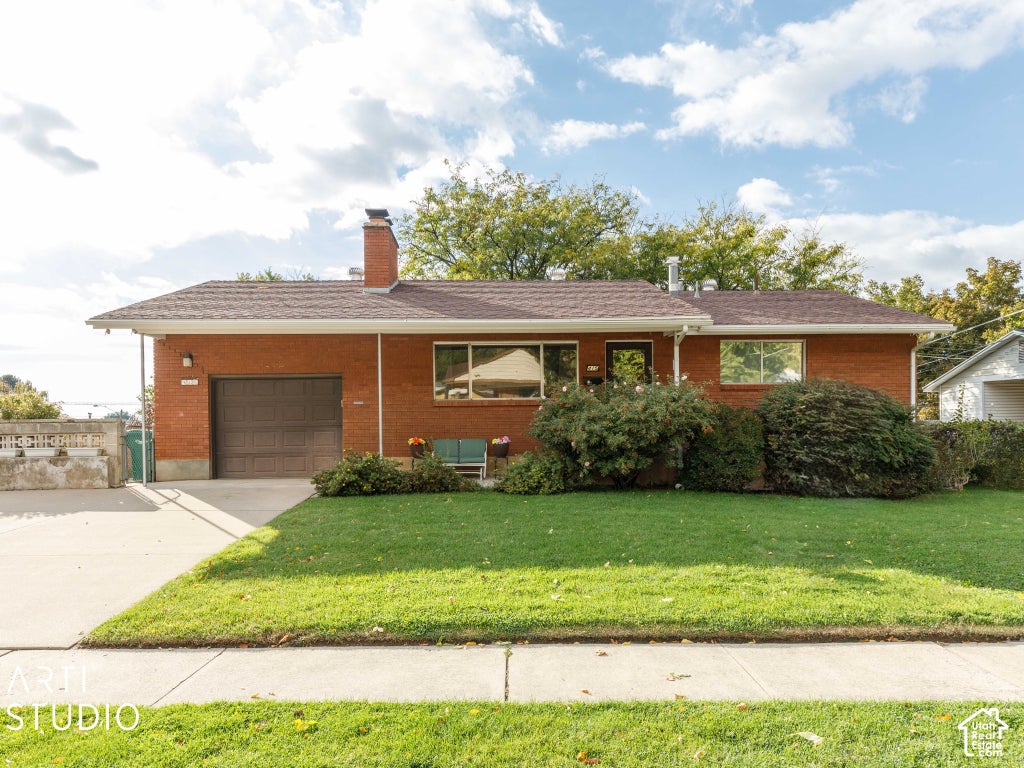 Photo of 415 JACKSON AVE, Ogden, UT 84404 (MLS # 2191471)