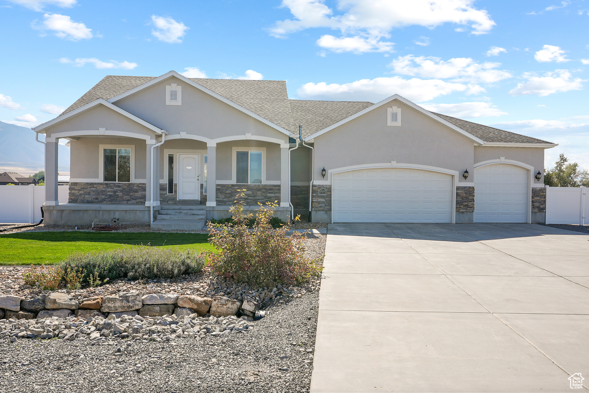 BRIDLE WALK ACRES SUBDIVISION - Residential