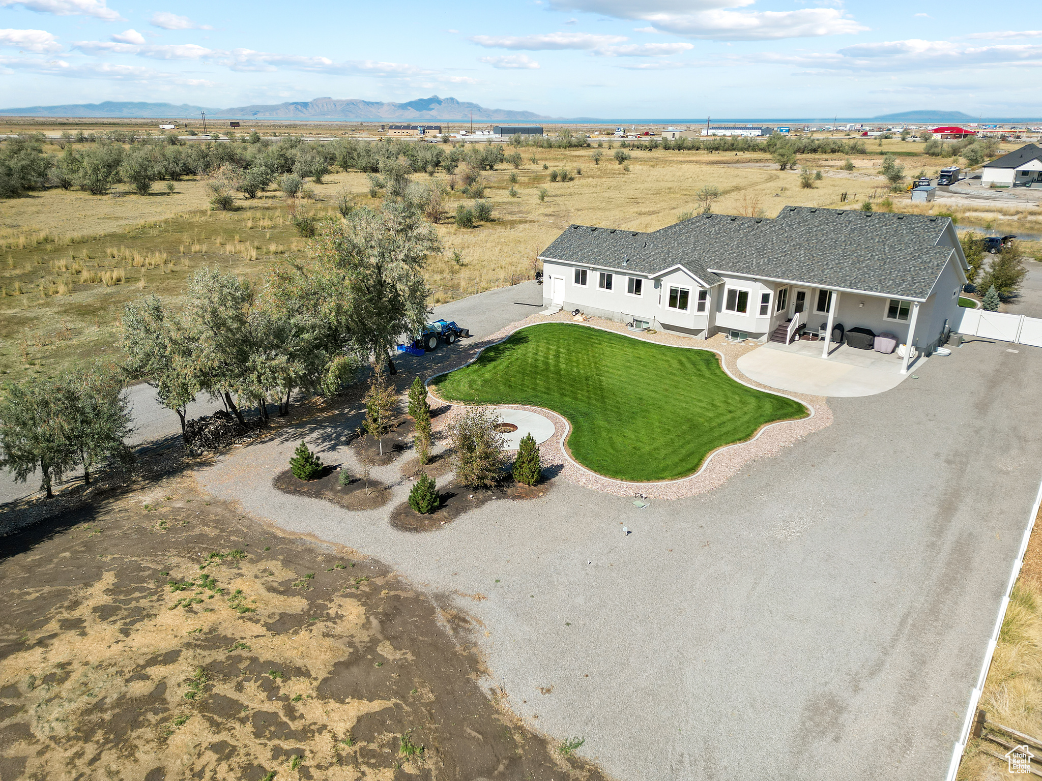 BRIDLE WALK ACRES SUBDIVISION - Residential