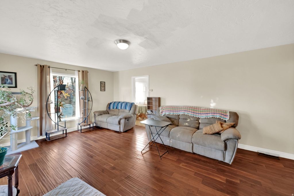 Photo of 2618 S 300 E, Salt Lake City, UT 84115 (MLS # 2124482)