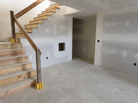 Tiny photo for 480 S 1400 W, Farmington, UT 84025 (MLS # 2160218)