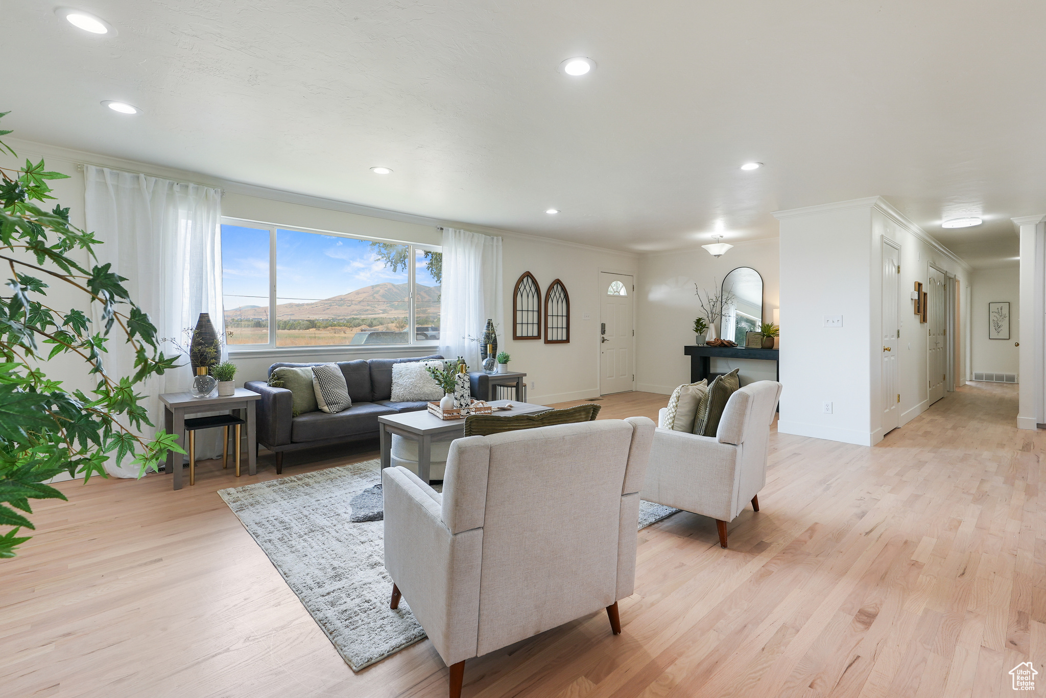 GARDEN LANE - Residential