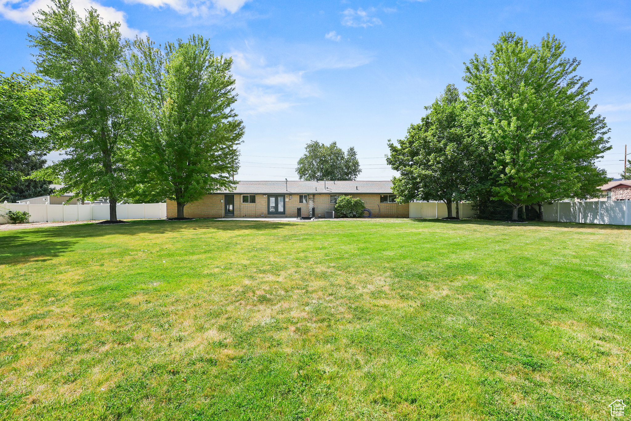 GARDEN LANE - Residential