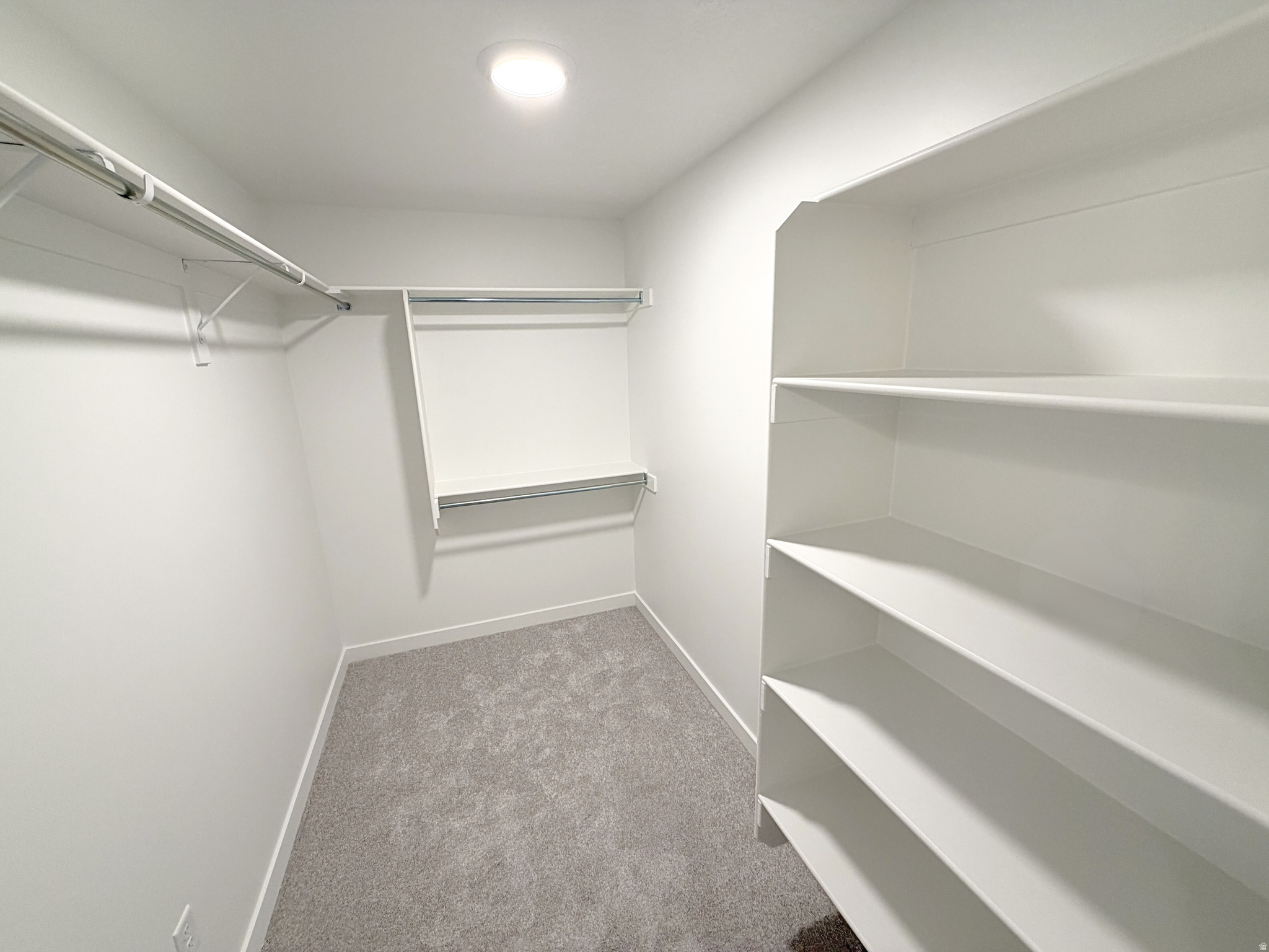 BEACON POINTE - Residential