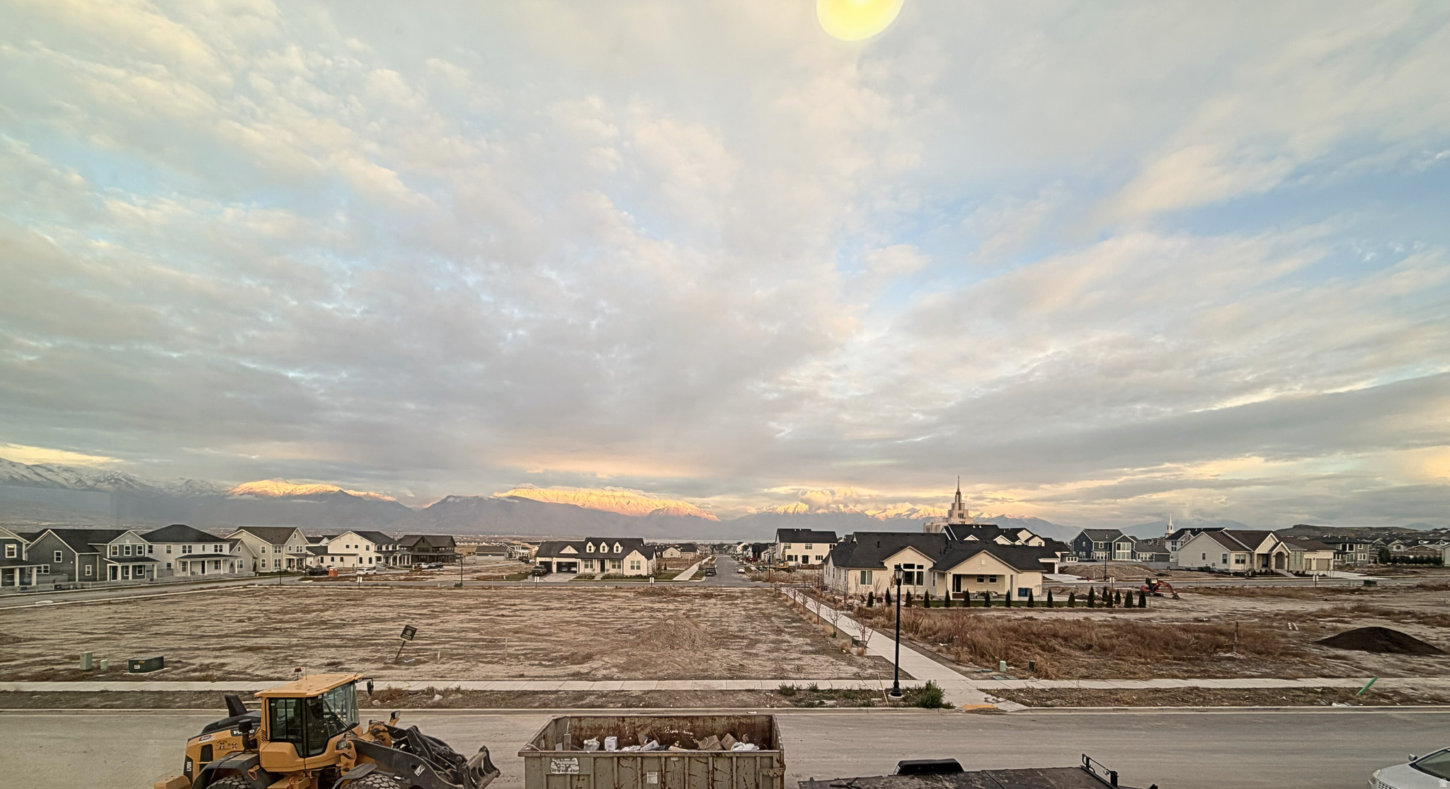 BEACON POINTE - Residential