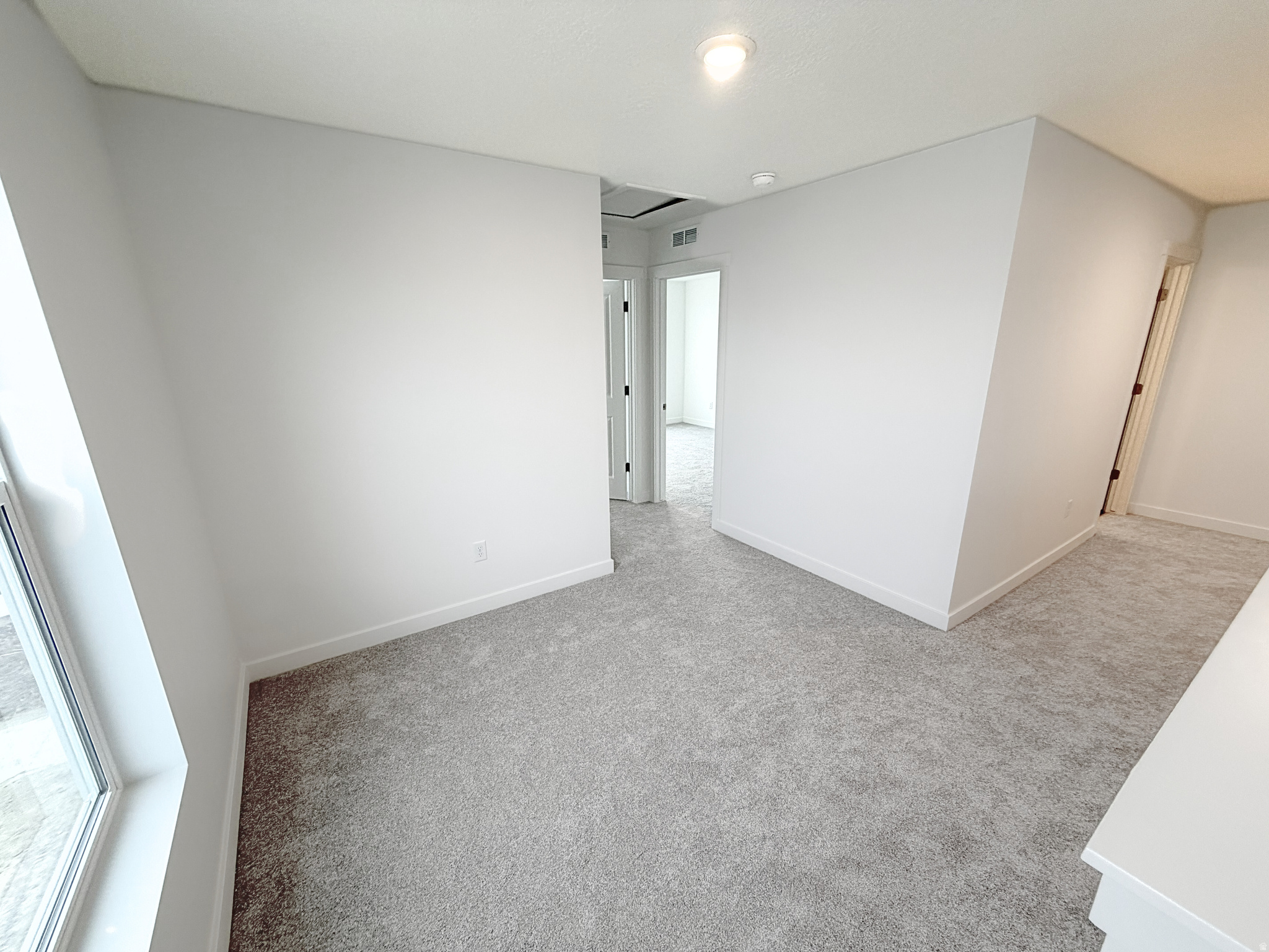 BEACON POINTE - Residential