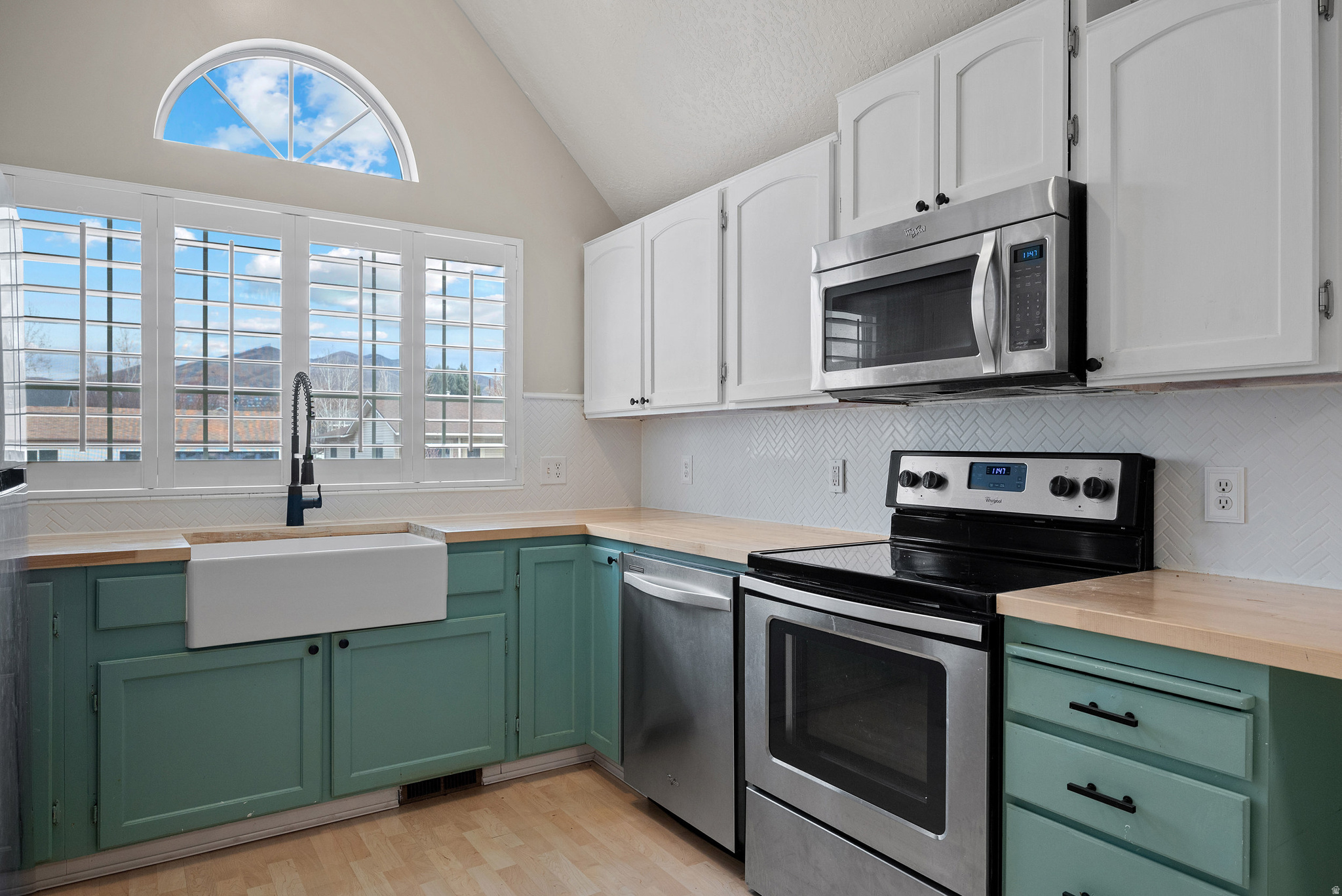 GATEWAY - Residential