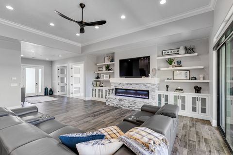 Tiny photo for 2013 N SOMERSET CIR, Washington, UT 84780 (MLS # 2127246)